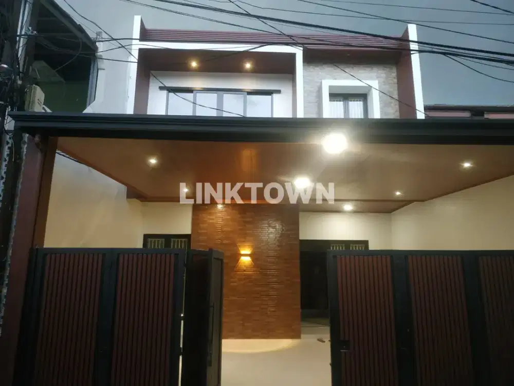 Dijual Rumah 2 Lantai Siap Huni Semi Furnish