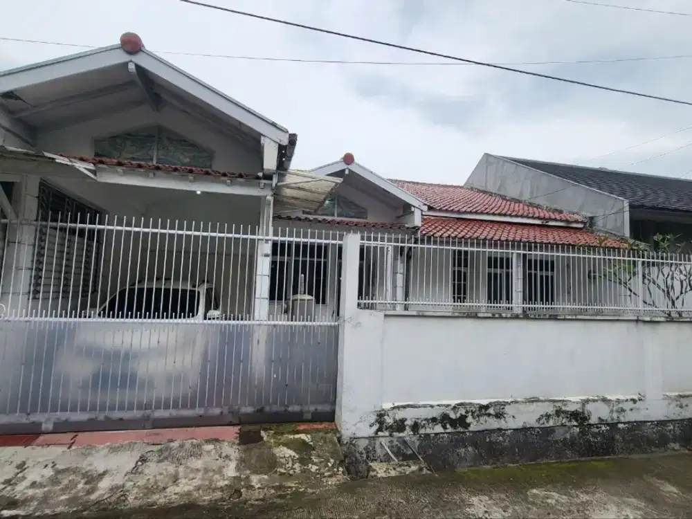 Rumah Murah Terawat Komplek Holis Dekat Tol Pasir Koja