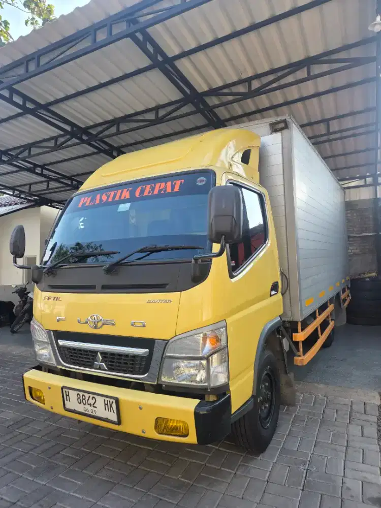 Mitsubishi Canter FE 71 L (Engkel Long) Box - Tahun 2024 (Istimewa)