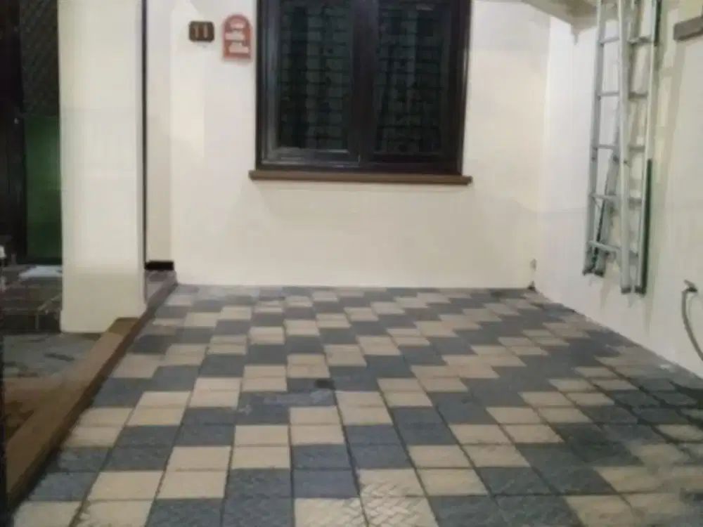 Disewakan Rumah Dekat Kampus, MERR dan Akses Tol (Tol Gate Tambak Sumur) – Surabaya Timur