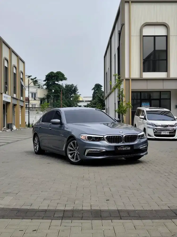 BMW 520i Luxury Line AT 2019 FIRST HAND TAX ON GOOD CONDITIONS