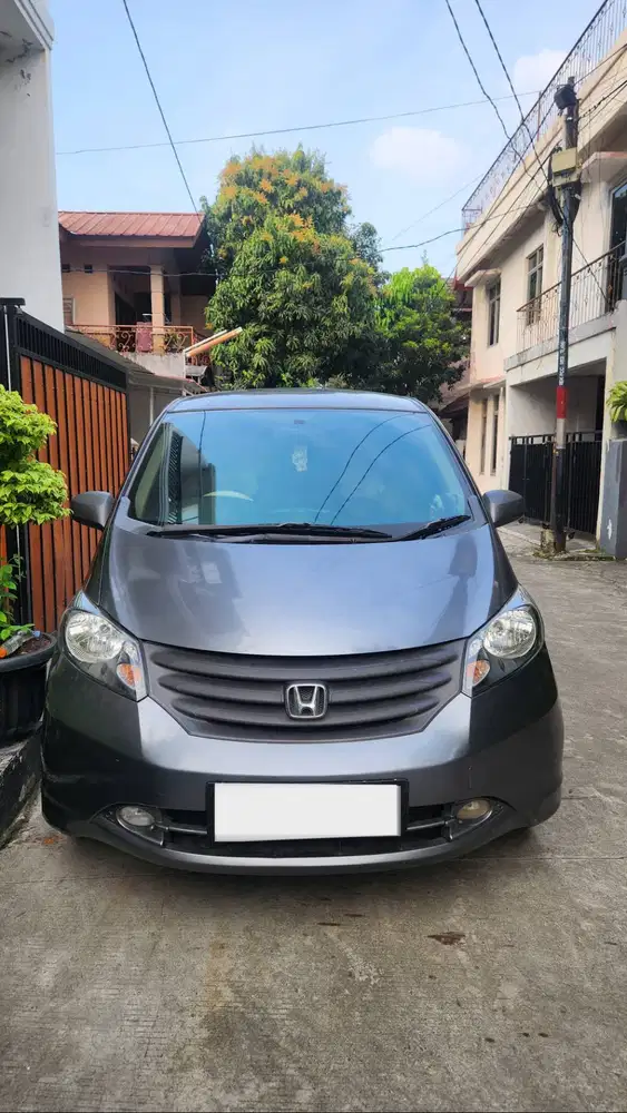 Honda Freed 1.5 AT 2011 – Harga Nego, Kondisi Siap Pakai