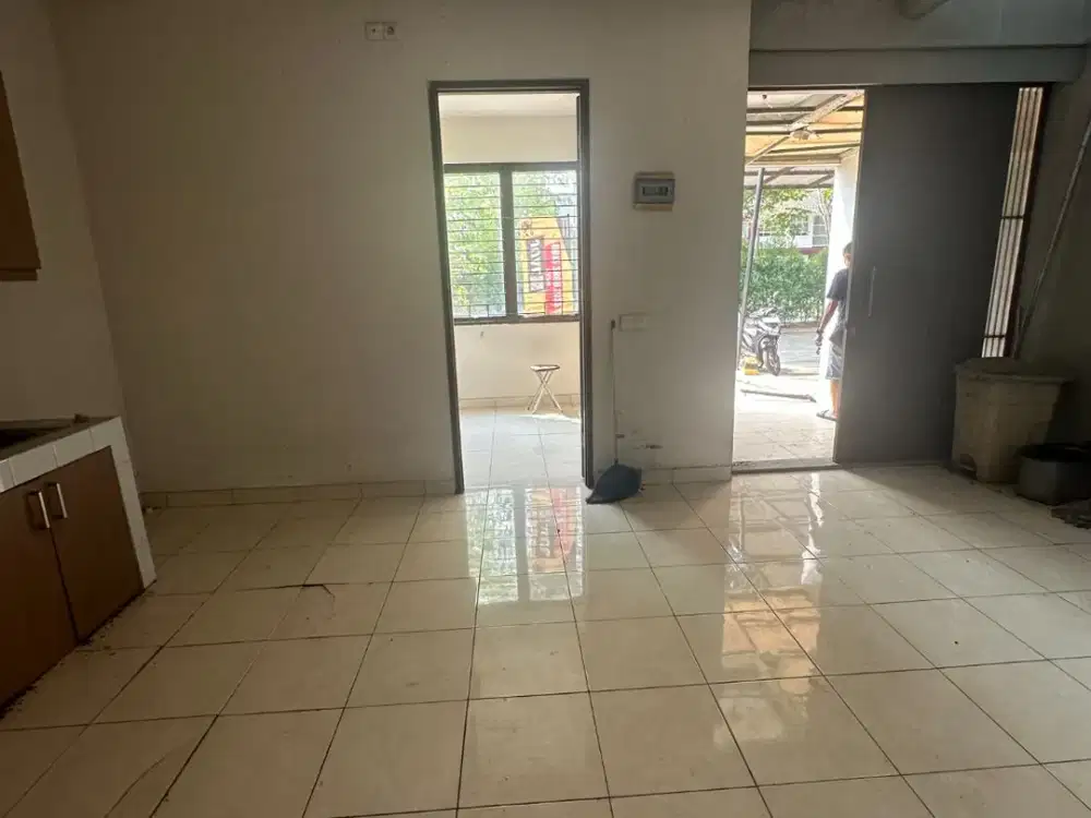 DIJUAL RUMAH KOS STUDENTO FORESTA BSD
