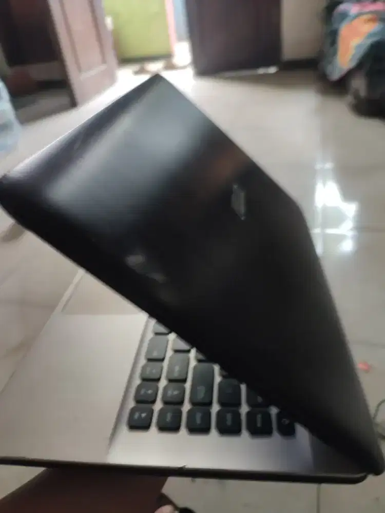 Laptop Asus N4000