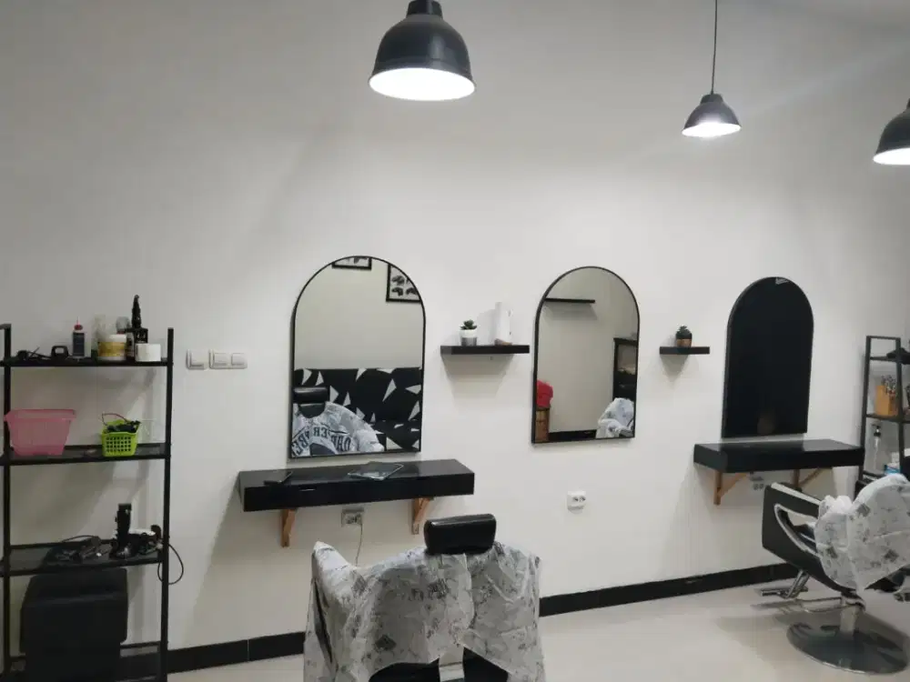 Peralatan ex Barbershop