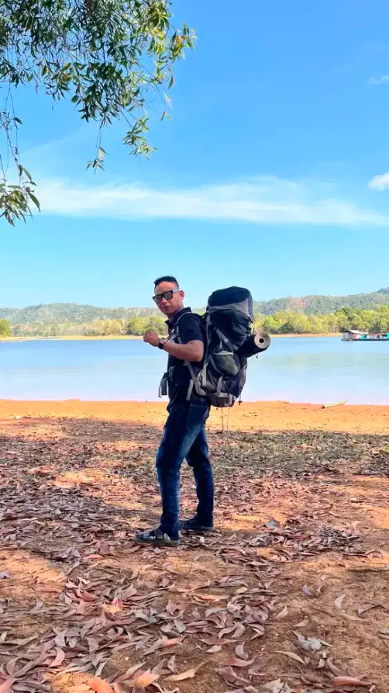 Izin Memposting Disini Saya Mau cari pekerjaan Izasah SMK ,..