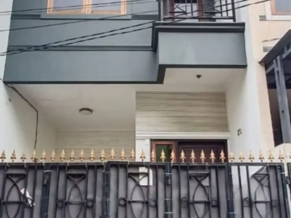 DIJUAL RUMAH JL. PALM UTAMA, KEBON JERUK, KEL. DURI KEPA JAKARTA BARAT