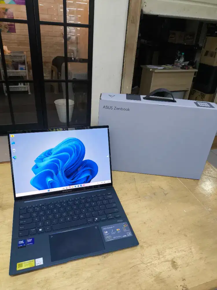 ASUS VIVOBOOK UX3405C OLED BARU BUKA DUS