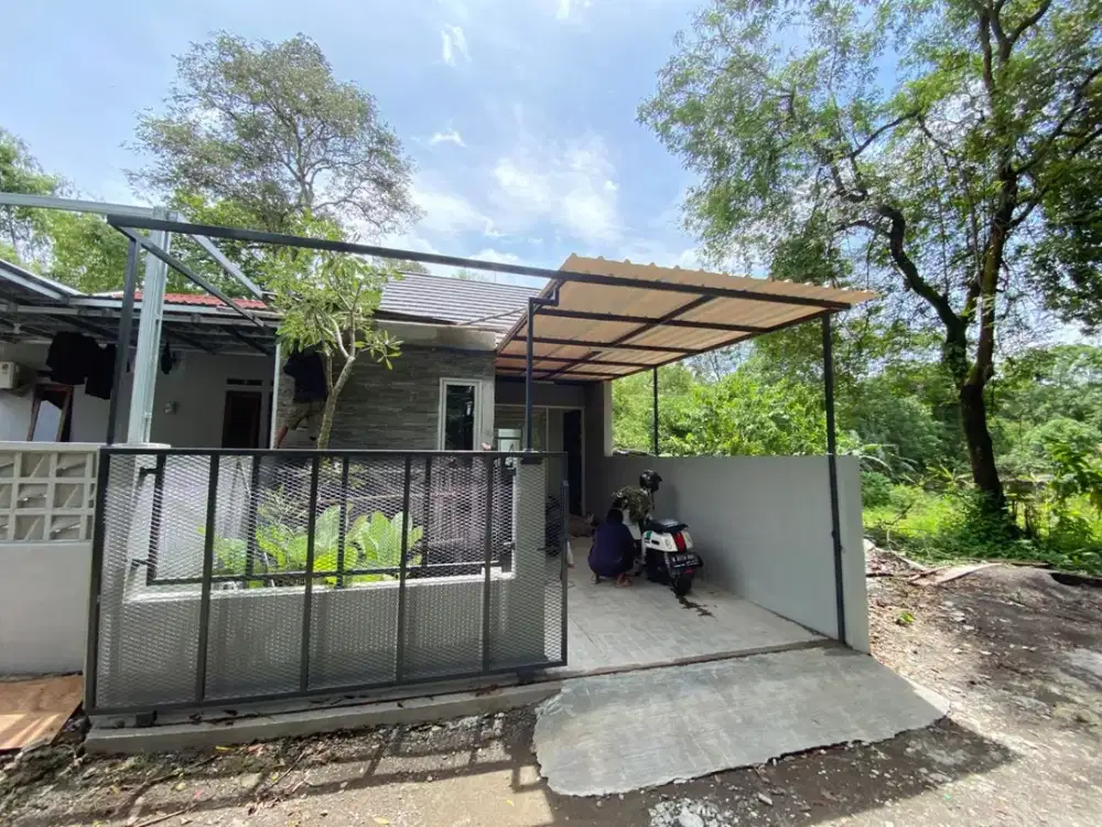 Siap Akad! Rumah Siap Huni Hanya 7 Menit Dari SD Budi Mulia 2 Carport Lega Ada Halaman Belakang