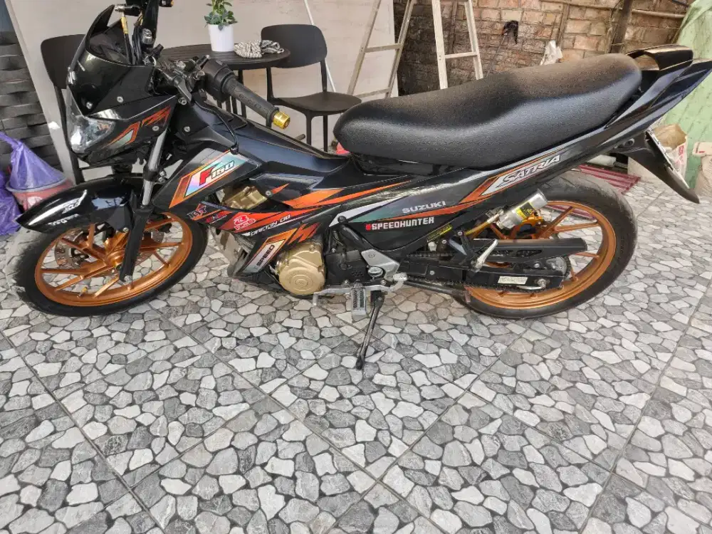 Satria f 2014 pakaian pribadi