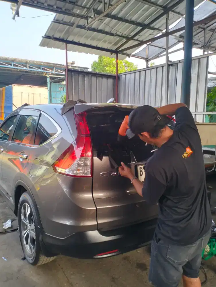 Home servis pasang kaca film mobil harga murah