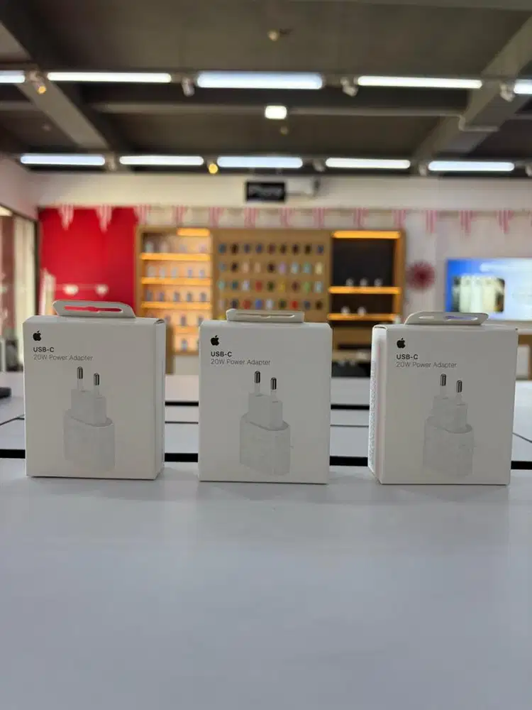 Adaptor iphone Ori Inter 20W