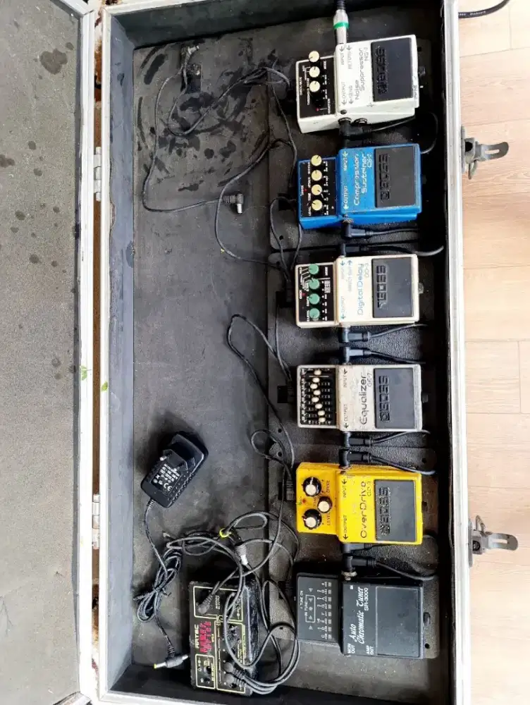 EFEK BOSS . PLUS HARDKES