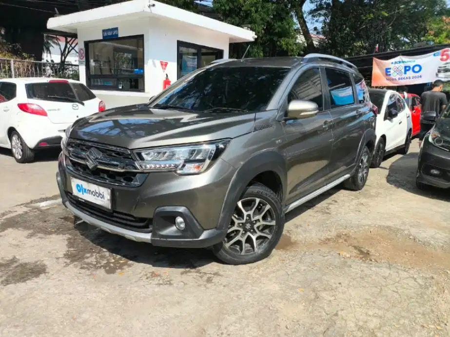 LOW DP Suzuki XL7 1.5 Zeta Bensin-AT 2023 SAZ