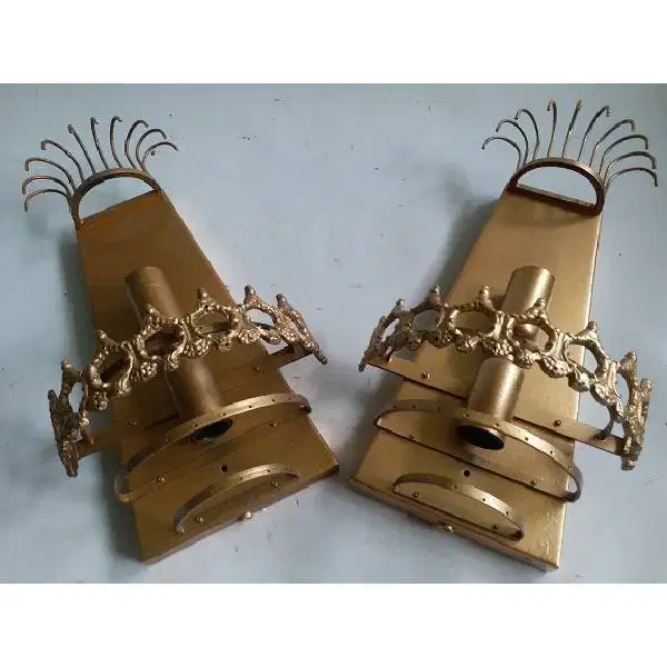 2 biji antik lampu model mahkota di design dengan model yang sangat un