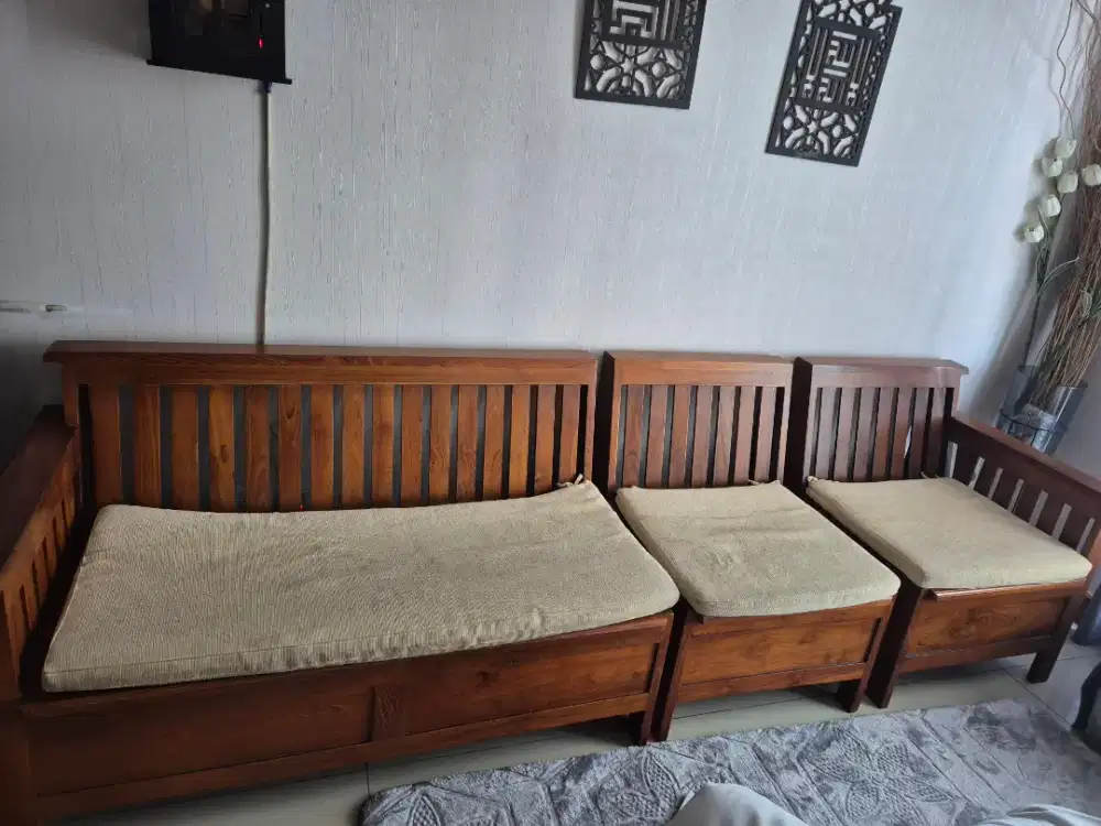 1 Set KURSI JATI dan BUSA DUDUKAN