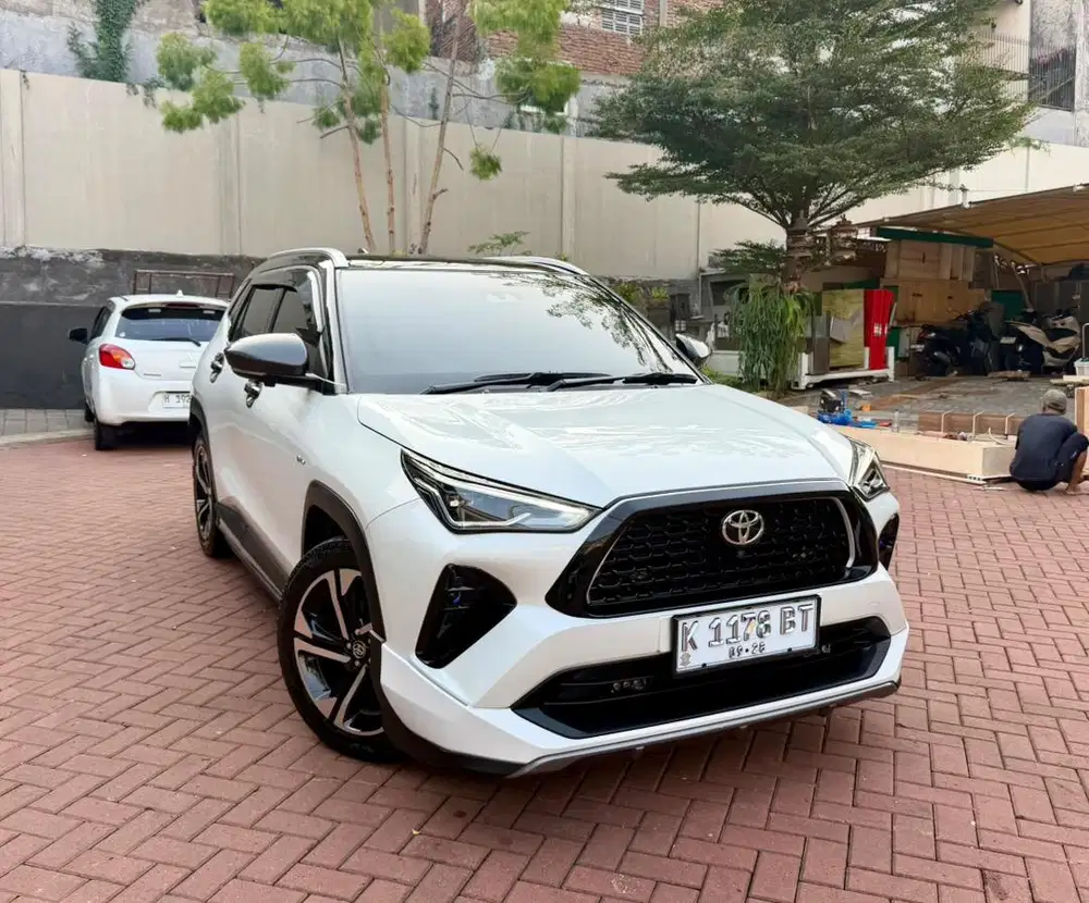 YARIS CROSS GR HYBRID S TSS 2023 LOW KM FULL ORI !