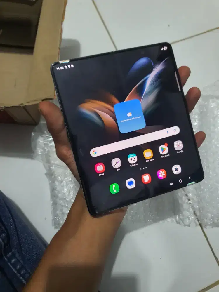Samsung Z Fold 4