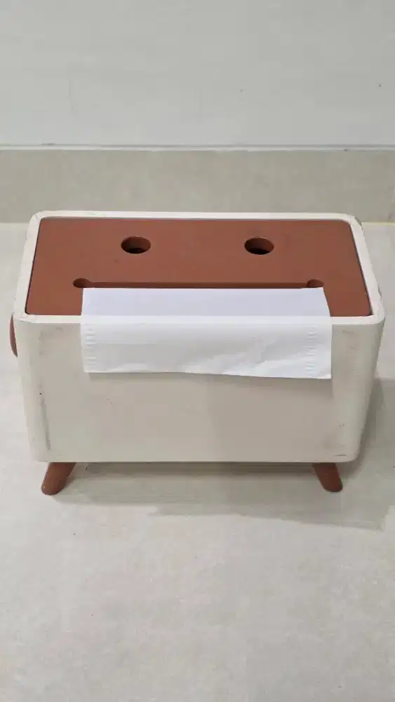 Kotak Tisu Kayu Unik