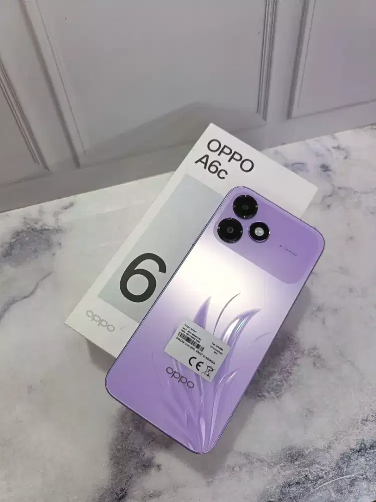oppo A6c 4/64 ungu lengkap garansi panjanggg