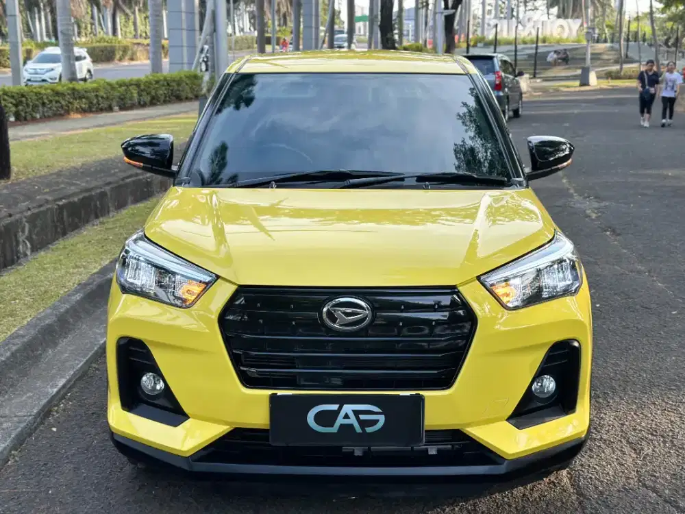 Daihatsu Rocky R AT 2023 Kuning