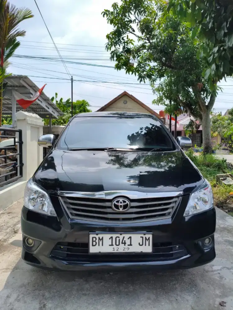 INNOVA G 2.5 MANUAL SOLAR