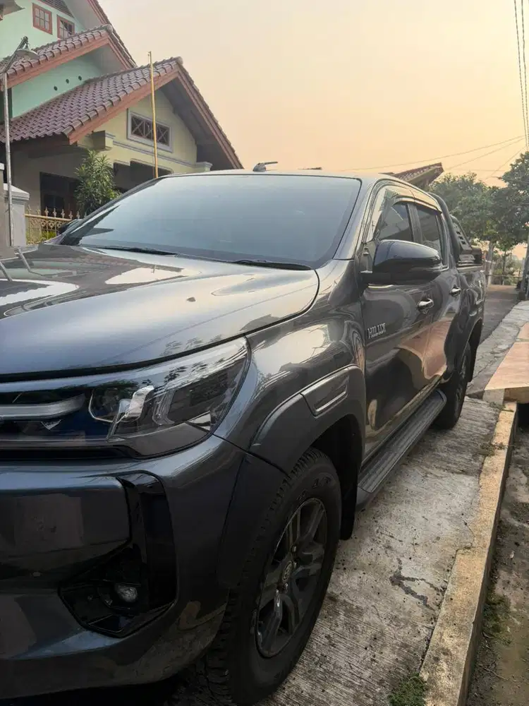 toyota hilux (2024)