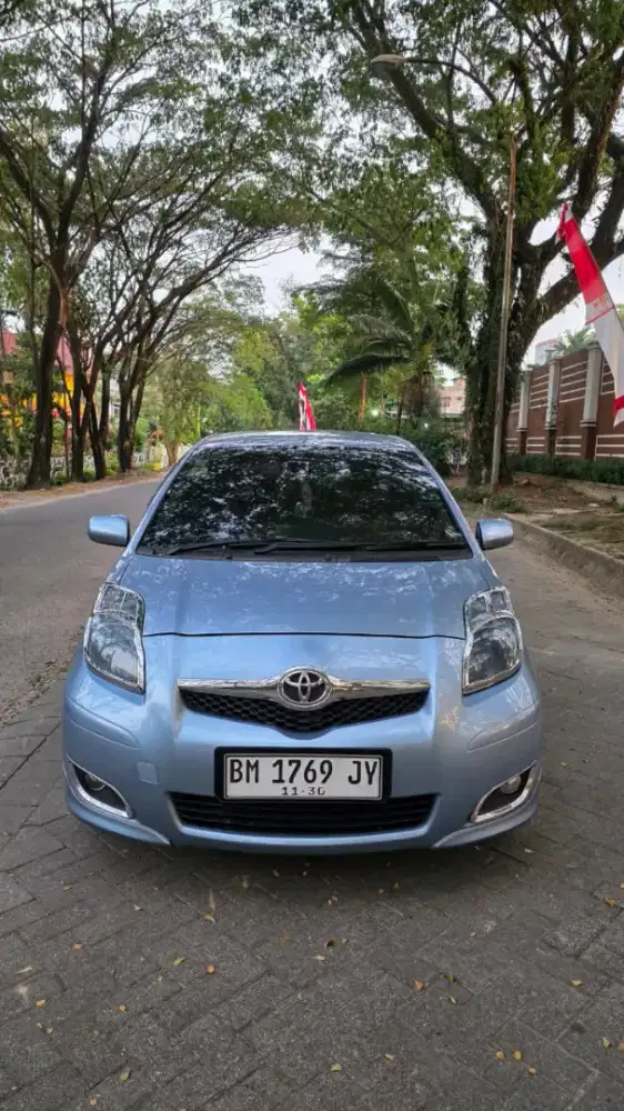 YARIS E 1.5 LIMITED MANUAL