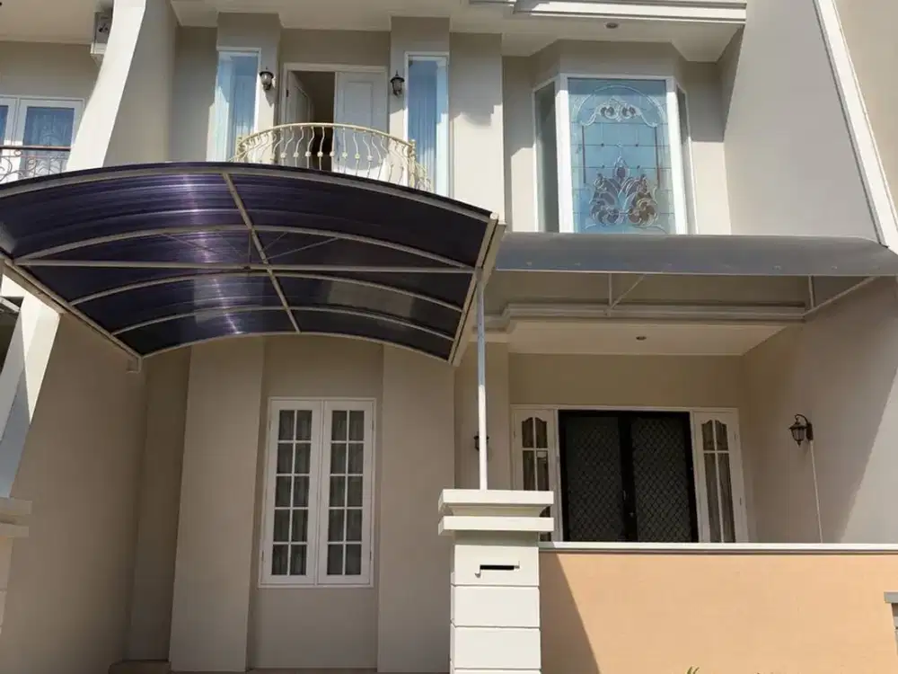 Disewakan rumah di Pakuwon city cluster Taman Mutiara