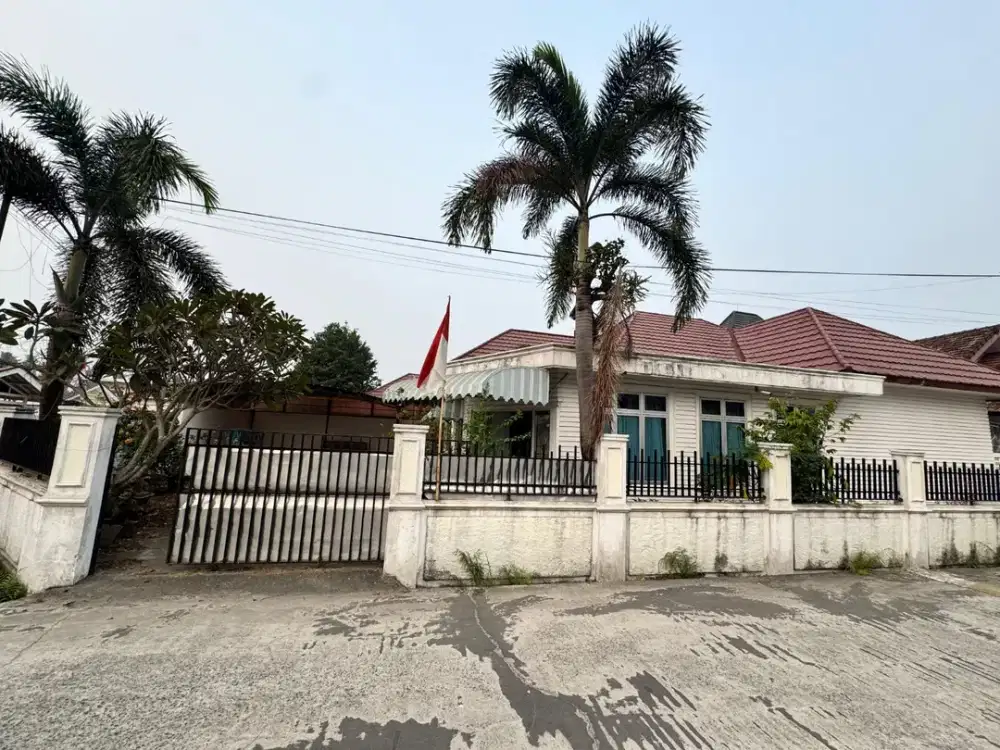 DIJUAL RUMAH HOOK JALAN YAYASAN 2 PALEMBANG