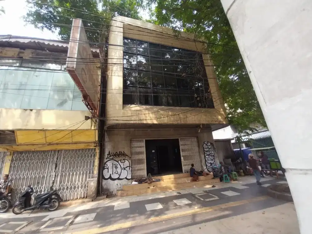 DIJUAL GEDUNG EKS BANK JALAN JENDERAL SUDIRMAN PALEMBANG