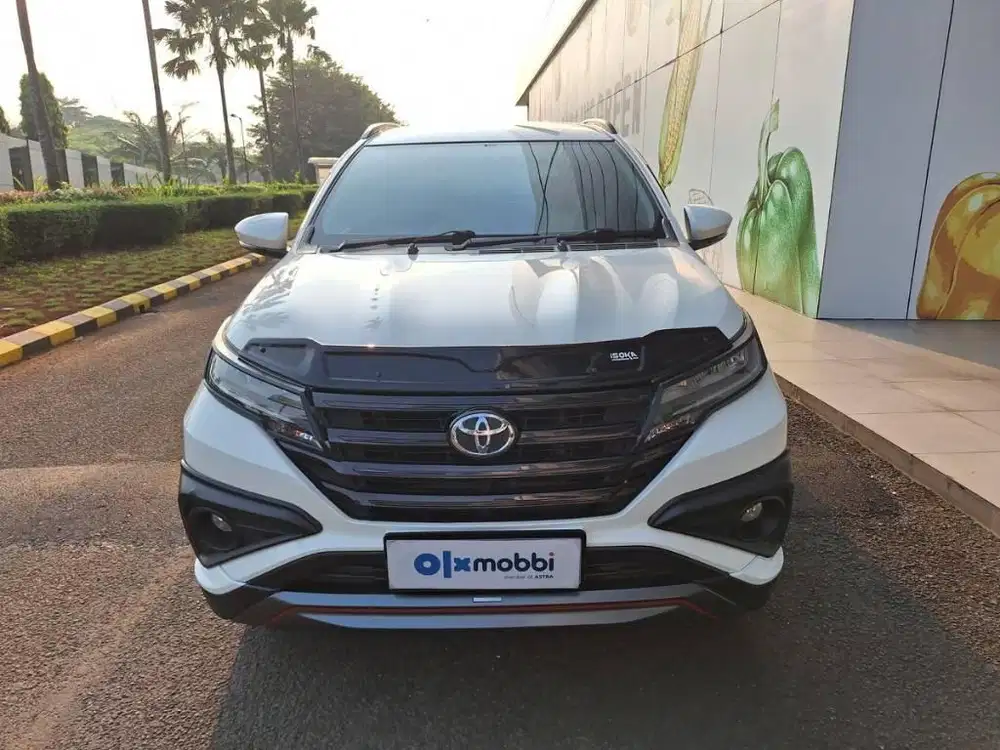 DP RENDAH - RUSH 1.5 TRD SPORTIVO BENSIN-AT 2018