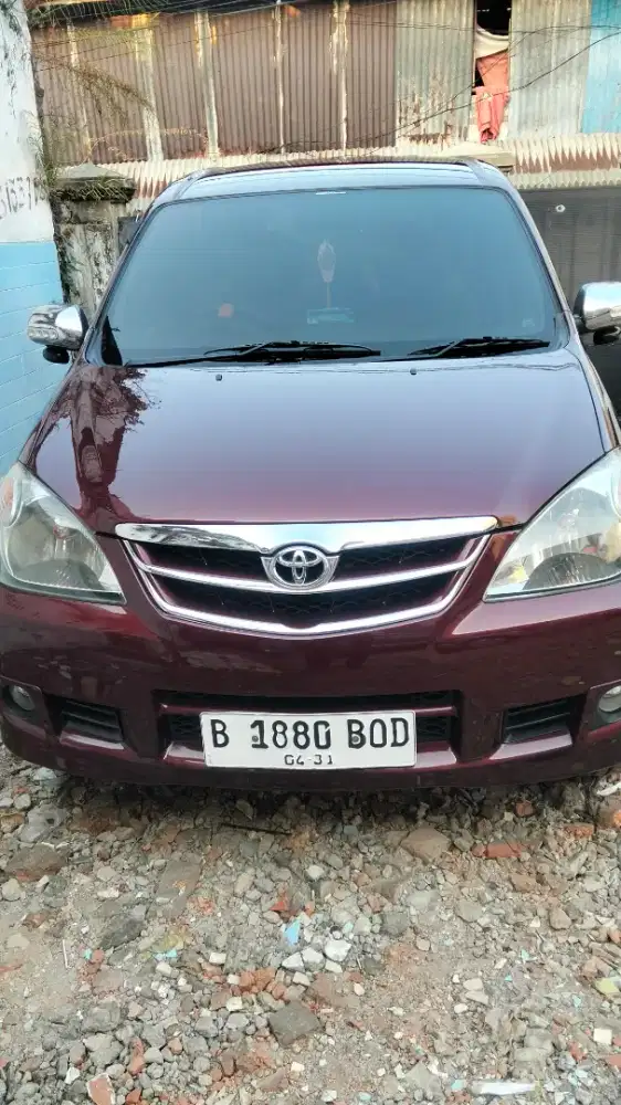 Toyota Avanza G AT 2011 siap pakai