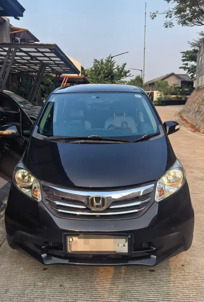 Honda Freed Istimewa