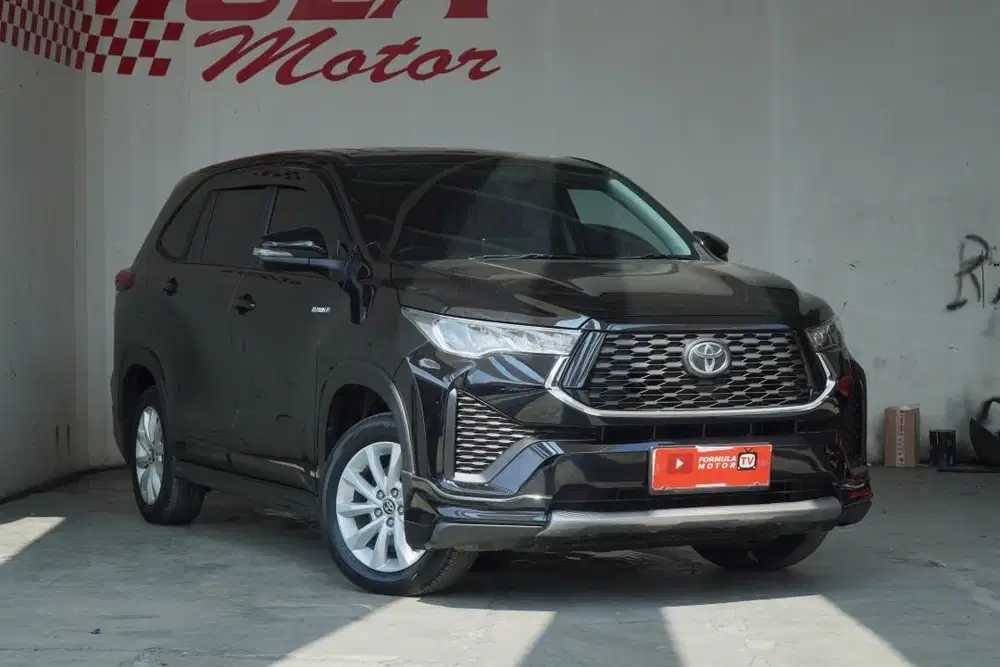 TOYOTA ZENIX V HYBRID MODELISTA A/T 2024