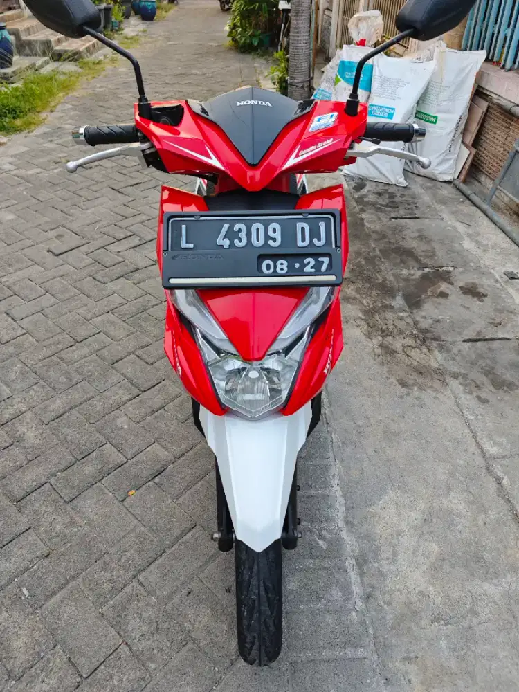 Beat iss 2017 kondisi sgt bagus siap pakai samsat ikt manyar