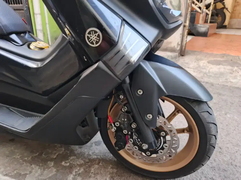 Yamaha nmax tahun 2019 black doff