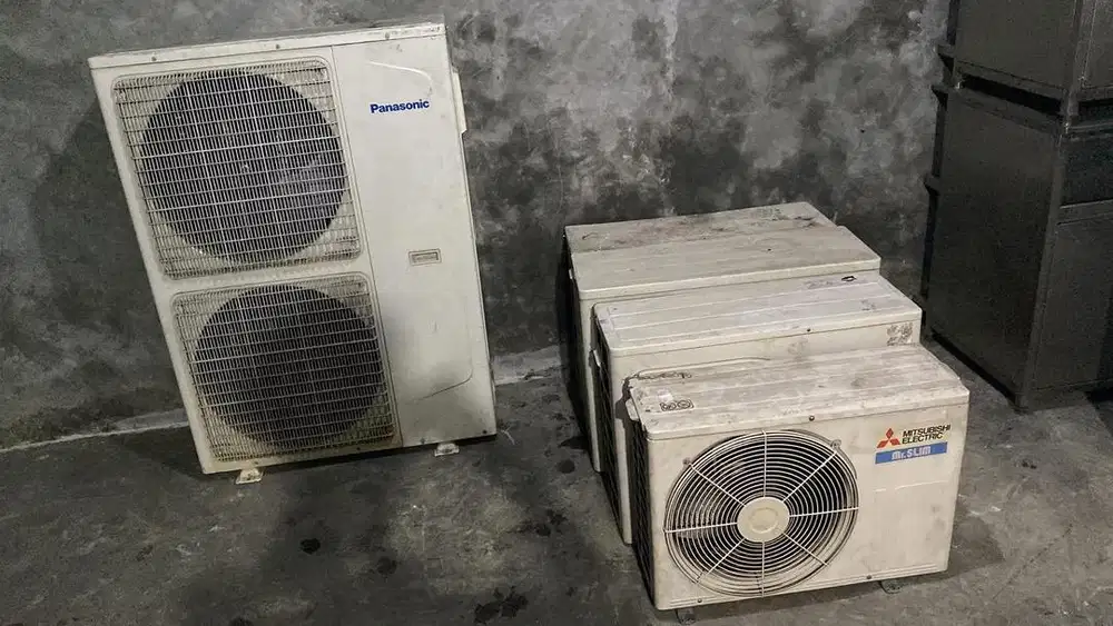 Terima ac bekas rusak