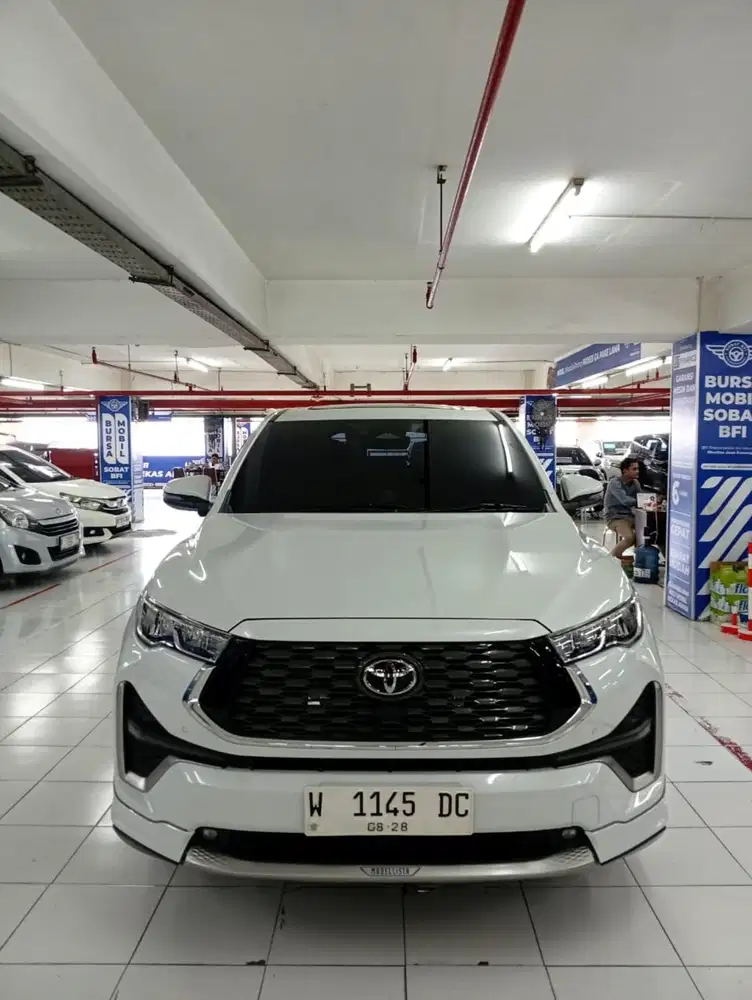Toyota Zenix Q hybrid 2023