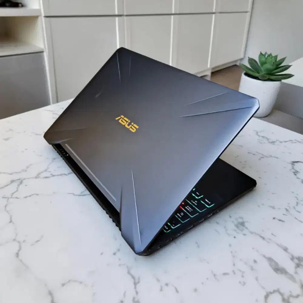 Laptop Gaming ASUS TUF FX505DD-317 A15 FULSET BOX ORIGINAL [SSD+HDD]