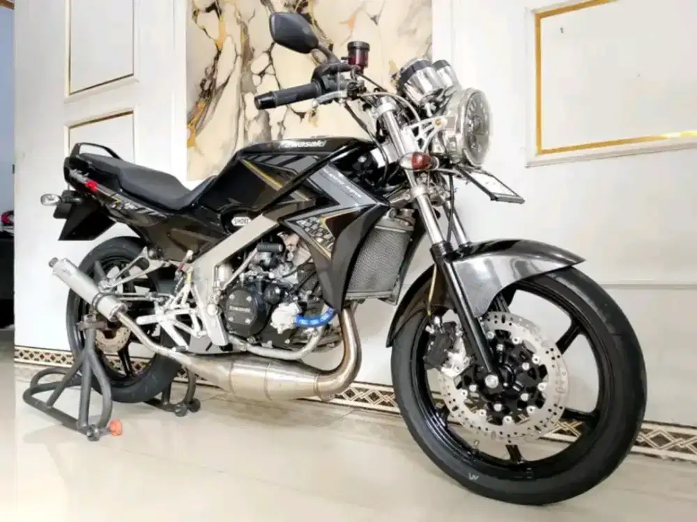 KAWASAKI NINJA R 2014 UP SS ASESORIS PLUS BARANG ORIAN NYA