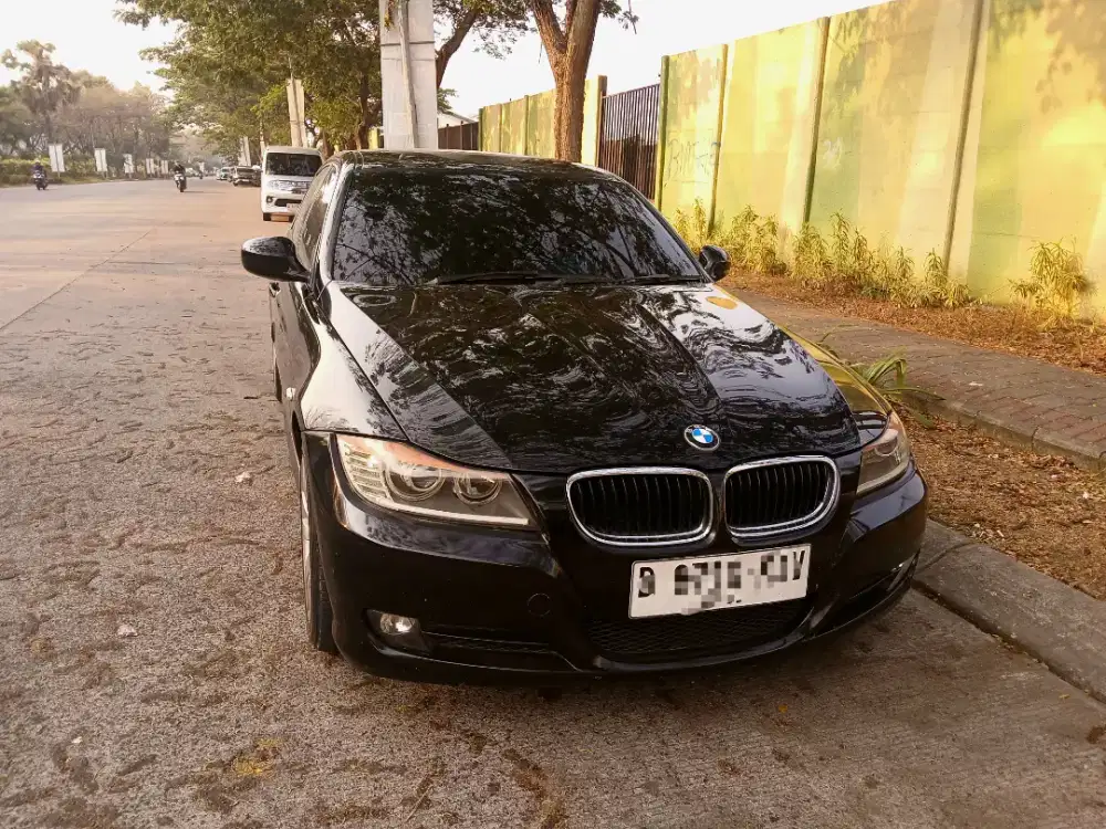 bmw 320i e90 2011 .145 nego