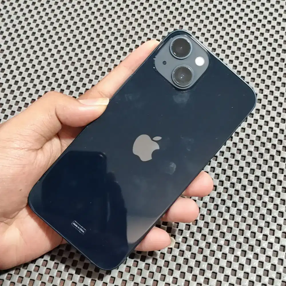 iPhone 13 128GB [ MIDNIGHT ] Garansi Resmi iBox
