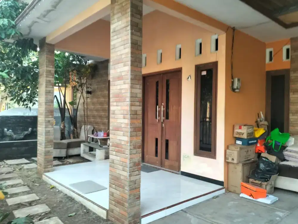 Rumah clasik dijual murah kalisegoro UNNES semarang