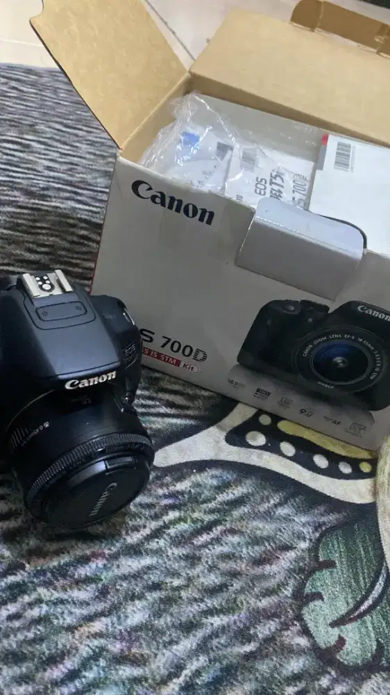 CAMERA CANON EOS 700D + LENSA KIT