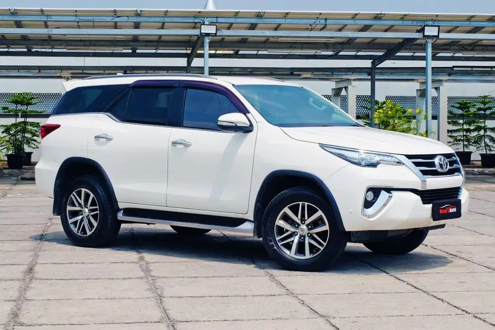 TOYOTA VRZ 2.4 DIESEL 2017 PUTIH