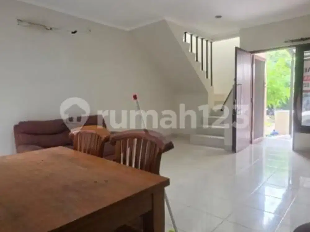 Rumah Bagus Siap Huni Type C di Premier Park 2