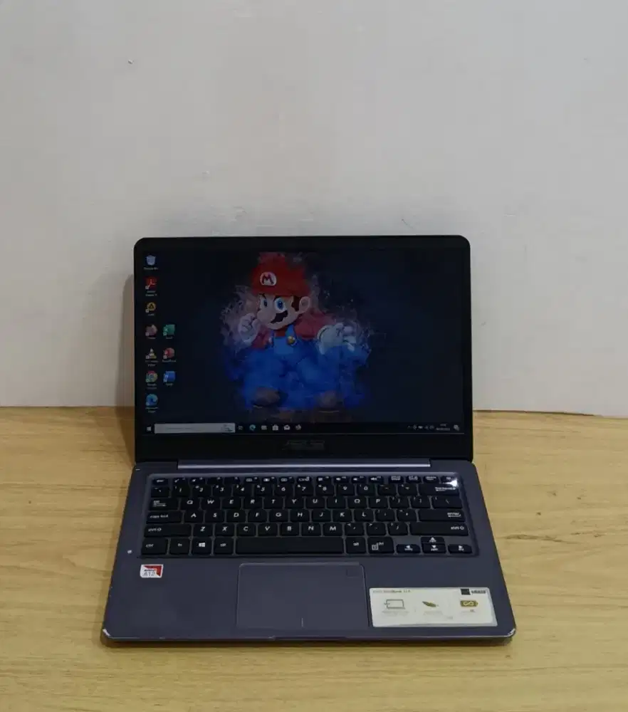 Asus vivobook X411QA Prosesor AMD A12-9720P/Ram 4GB/SSD 128GB
