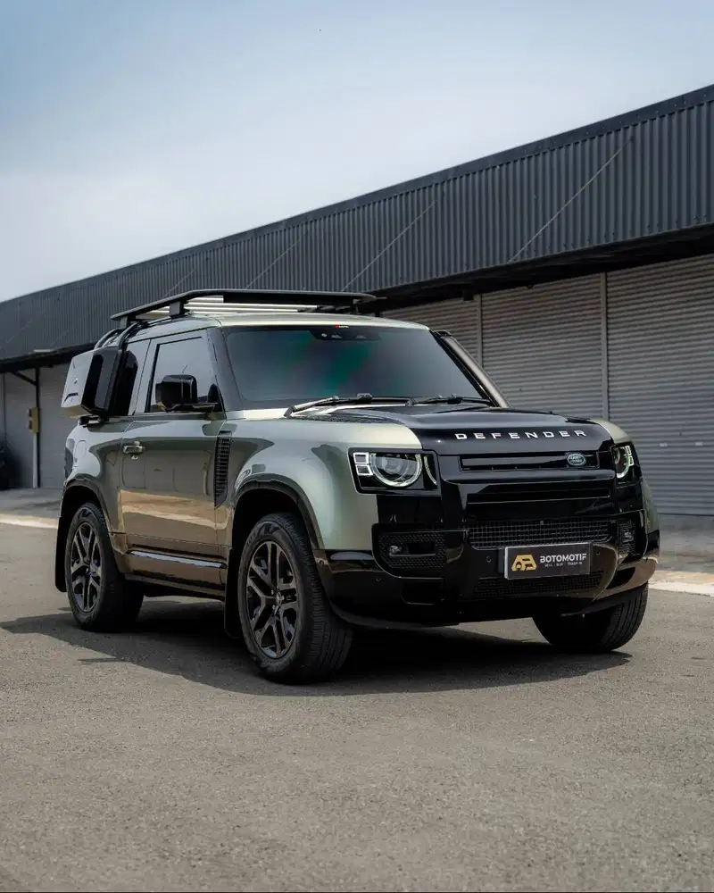 Land Rover Defender 90 SE 2.0 P300 Explorer Package 2021
