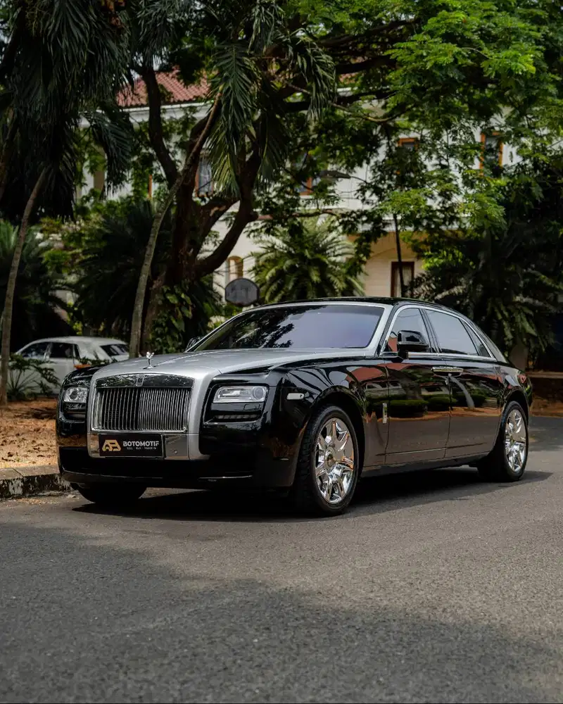 Rolls-Royce Ghost Series I Extended Wheelbase 2011